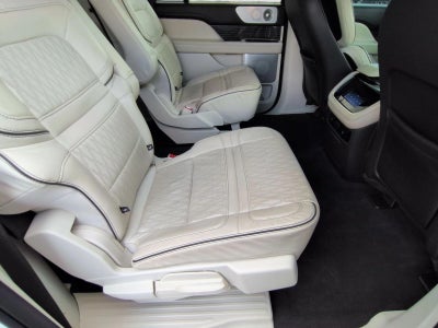 2022 Lincoln Navigator L Black Label 4x4