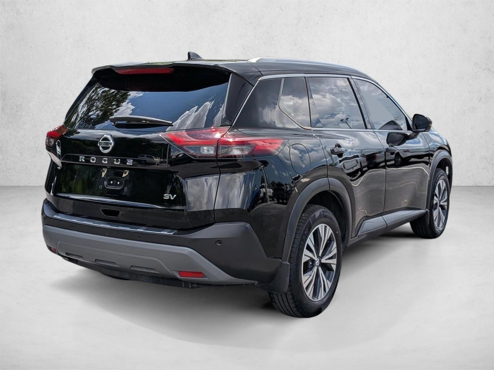 2021 Nissan Rogue FWD SV