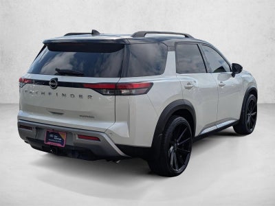 2022 Nissan Pathfinder Platinum 2WD