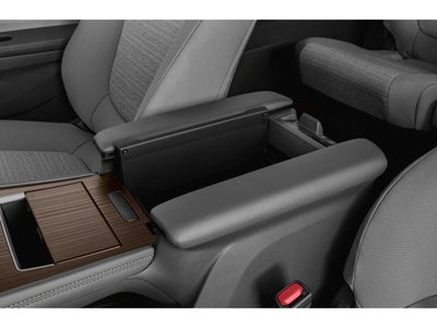 2023 Toyota Sienna LE FWD 8-Passenger (Natl)