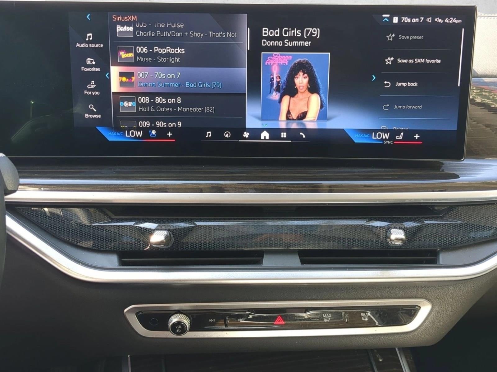 2024 BMW X7 xDrive40i Sports Activity Vehicle