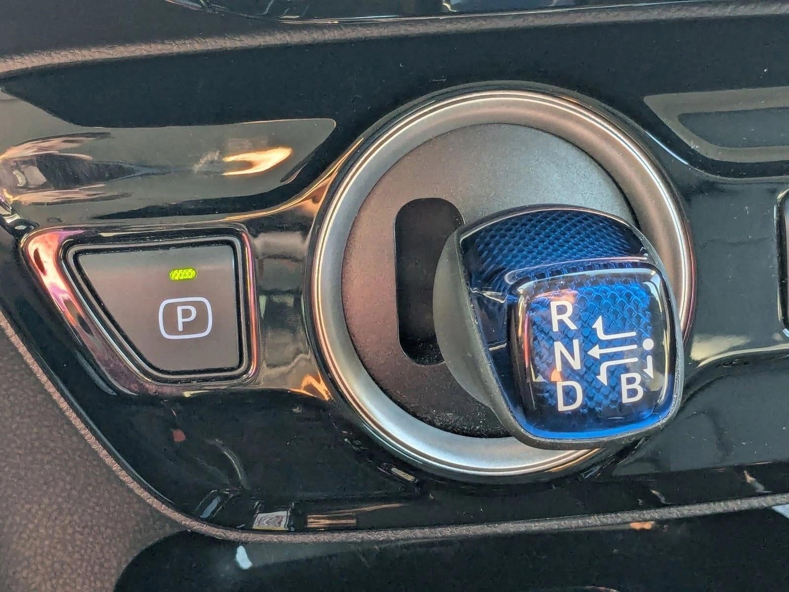 2021 Toyota Prius Prime Limited (Natl)