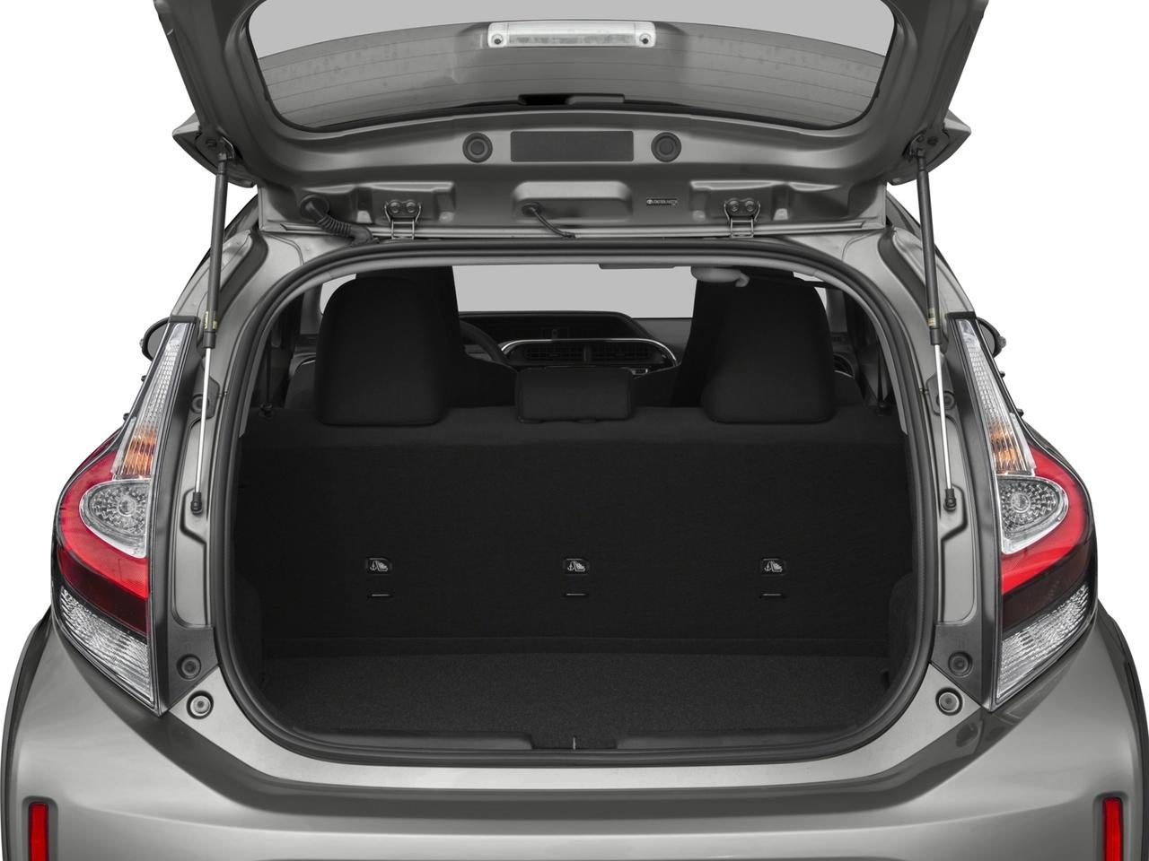 2018 Toyota Prius c Four (GS)