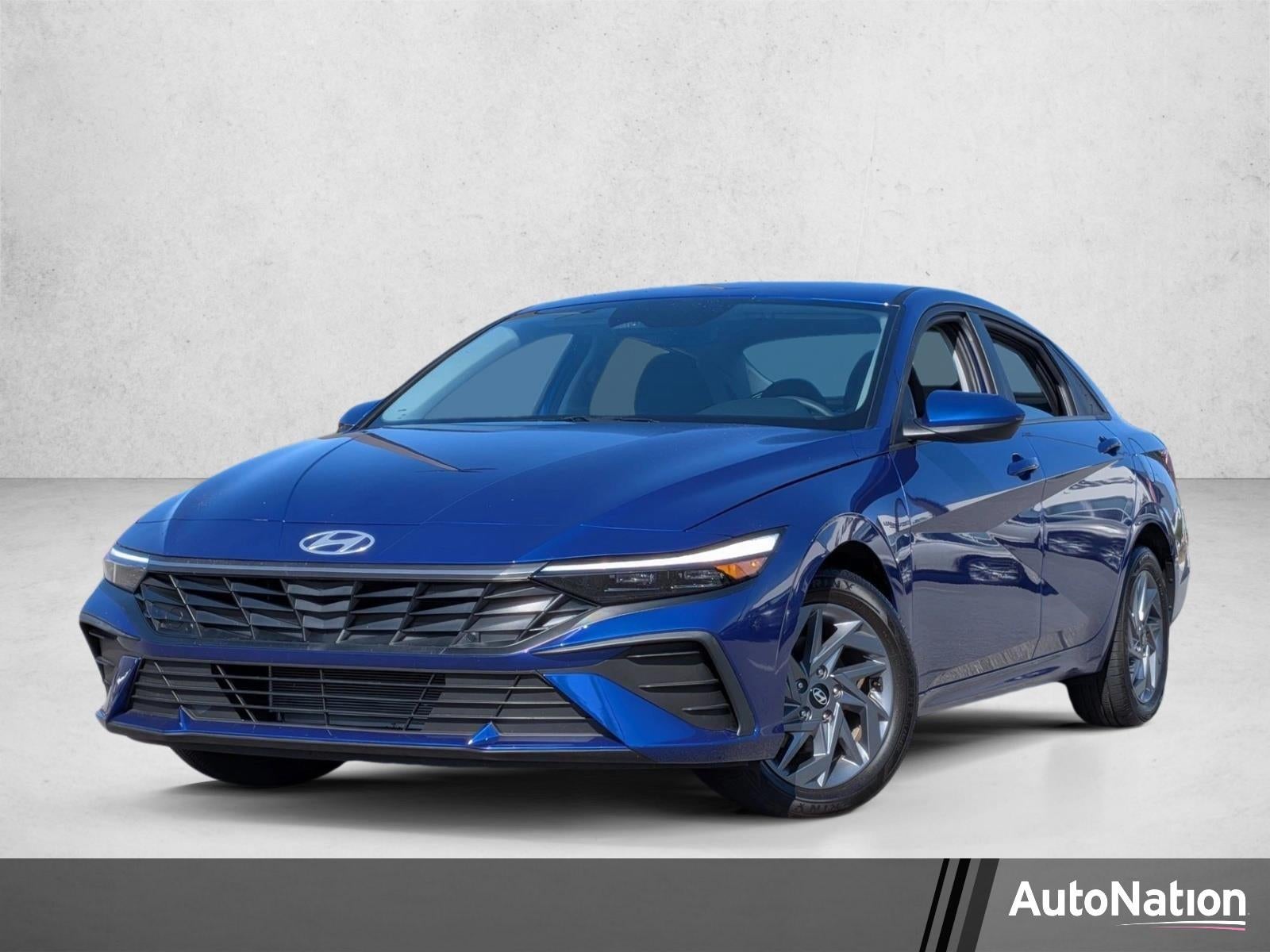 2024 Hyundai ELANTRA SEL IVT
