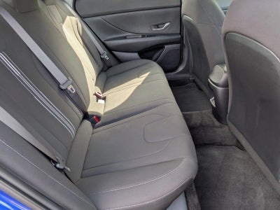 2024 Hyundai ELANTRA SEL IVT