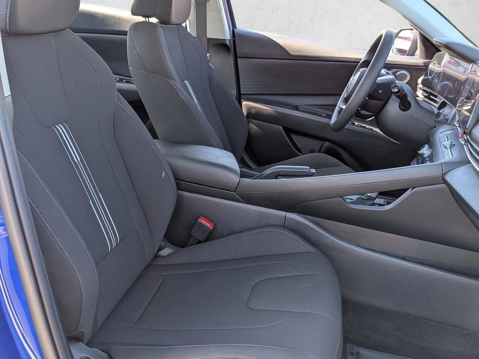 2024 Hyundai ELANTRA SEL IVT