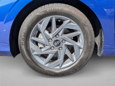 2024 Hyundai ELANTRA SEL IVT