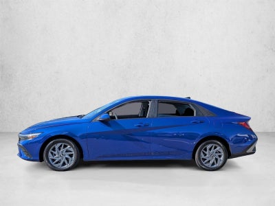 2024 Hyundai ELANTRA SEL IVT