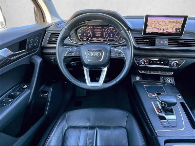 2020 Audi Q5 Premium 55 TFSI e quattro