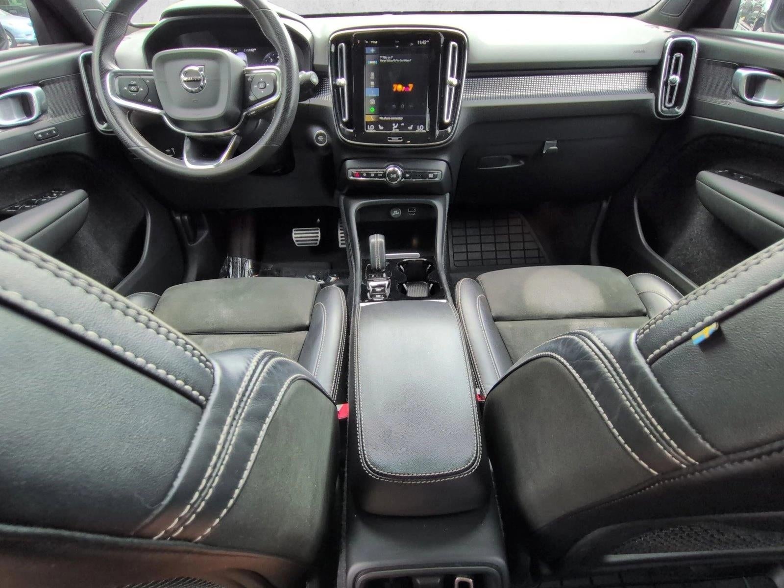 2021 Volvo XC40 T5 AWD R-Design