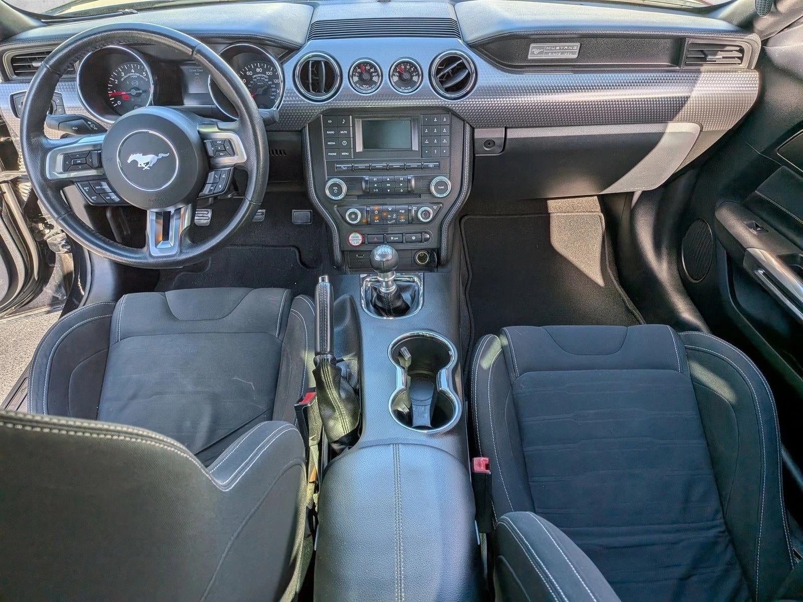 2016 Ford Mustang 2dr Fastback GT