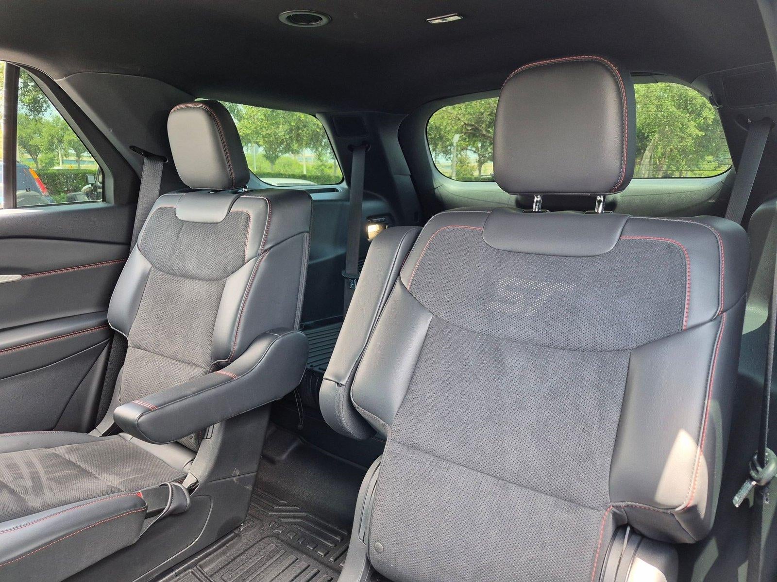 2025 Ford Explorer ST 4WD