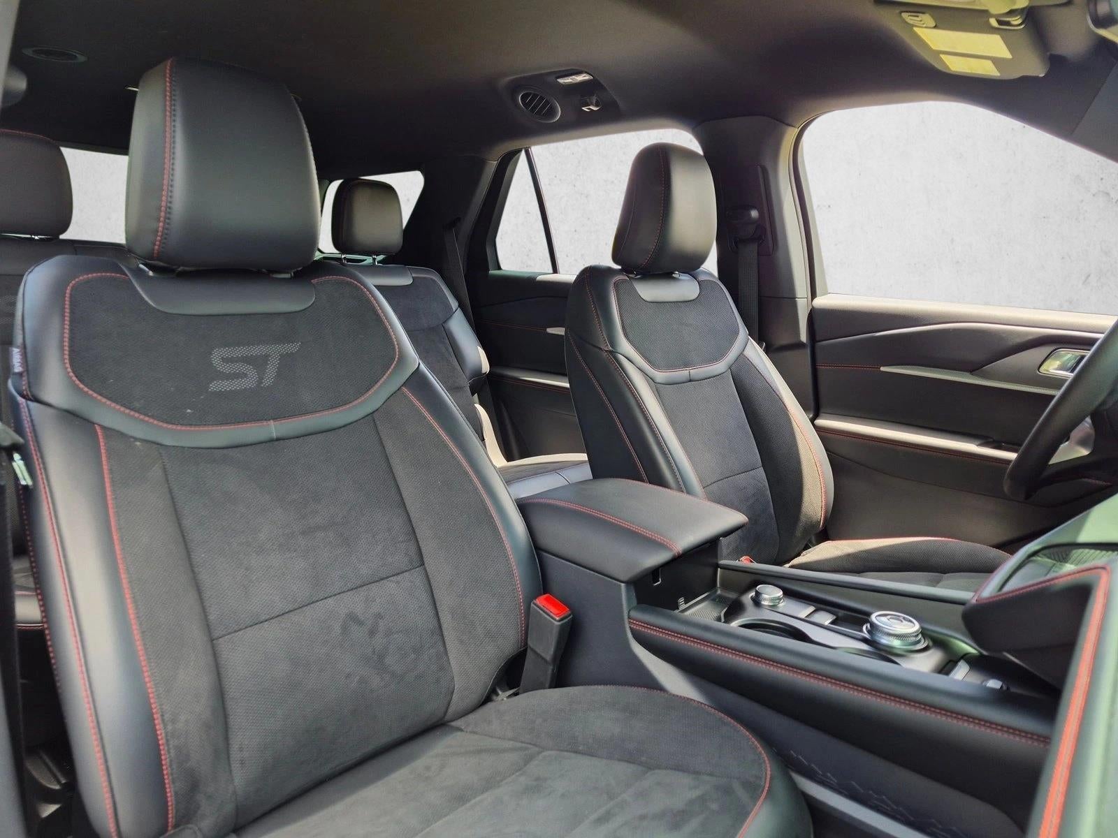 2025 Ford Explorer ST 4WD