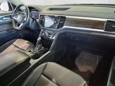 2022 Volkswagen Atlas 2.0T SE w/Technology FWD