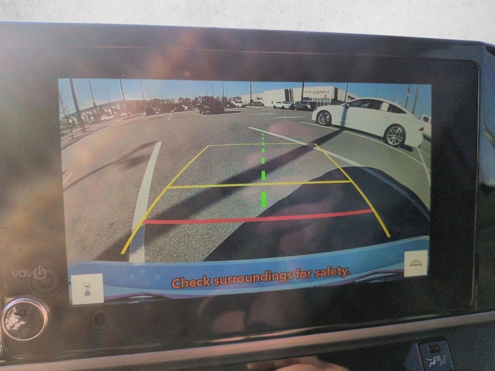 2025 Toyota Camry SE (SE)