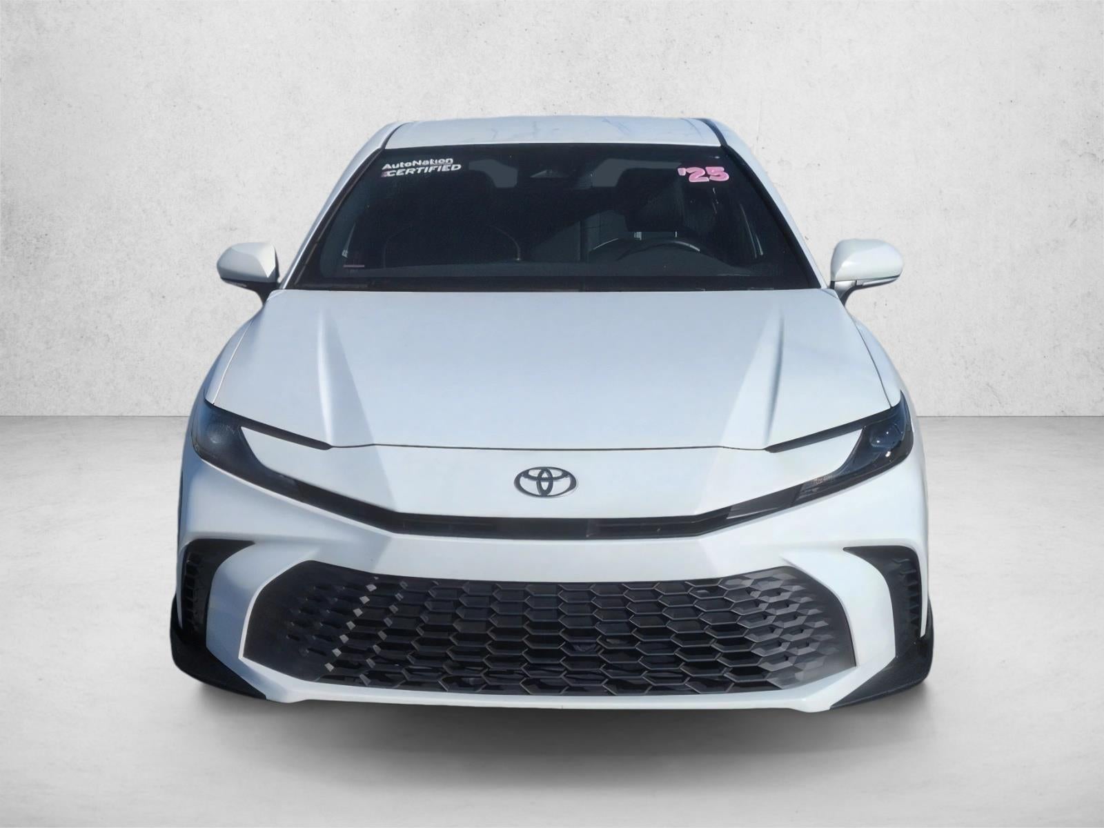 2025 Toyota Camry SE (SE)