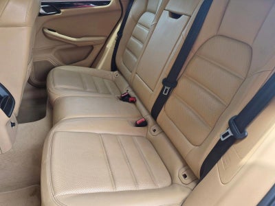 2015 Porsche Macan AWD 4dr S