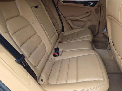2015 Porsche Macan AWD 4dr S