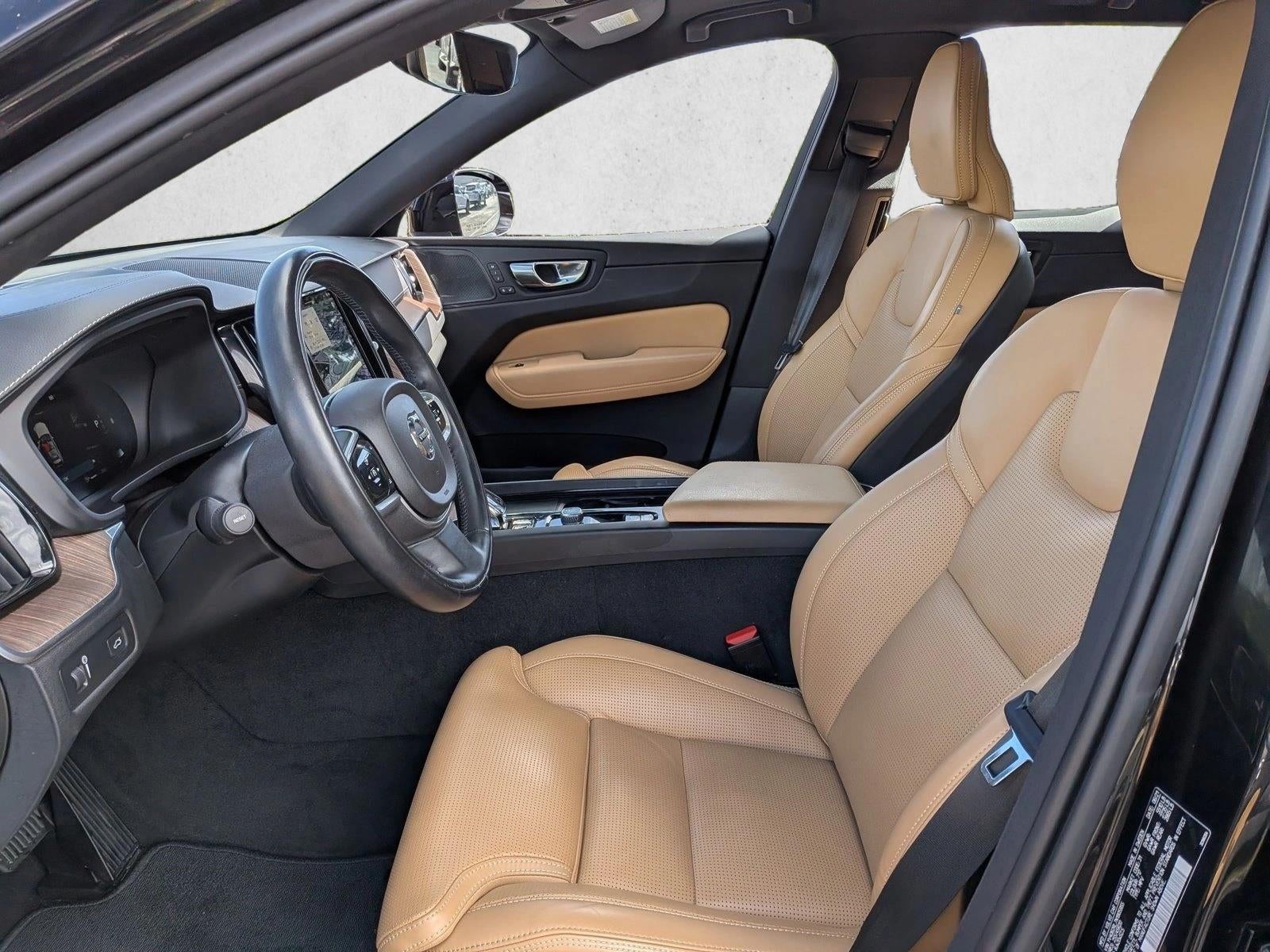 2022 Volvo XC60 B6 AWD Inscription
