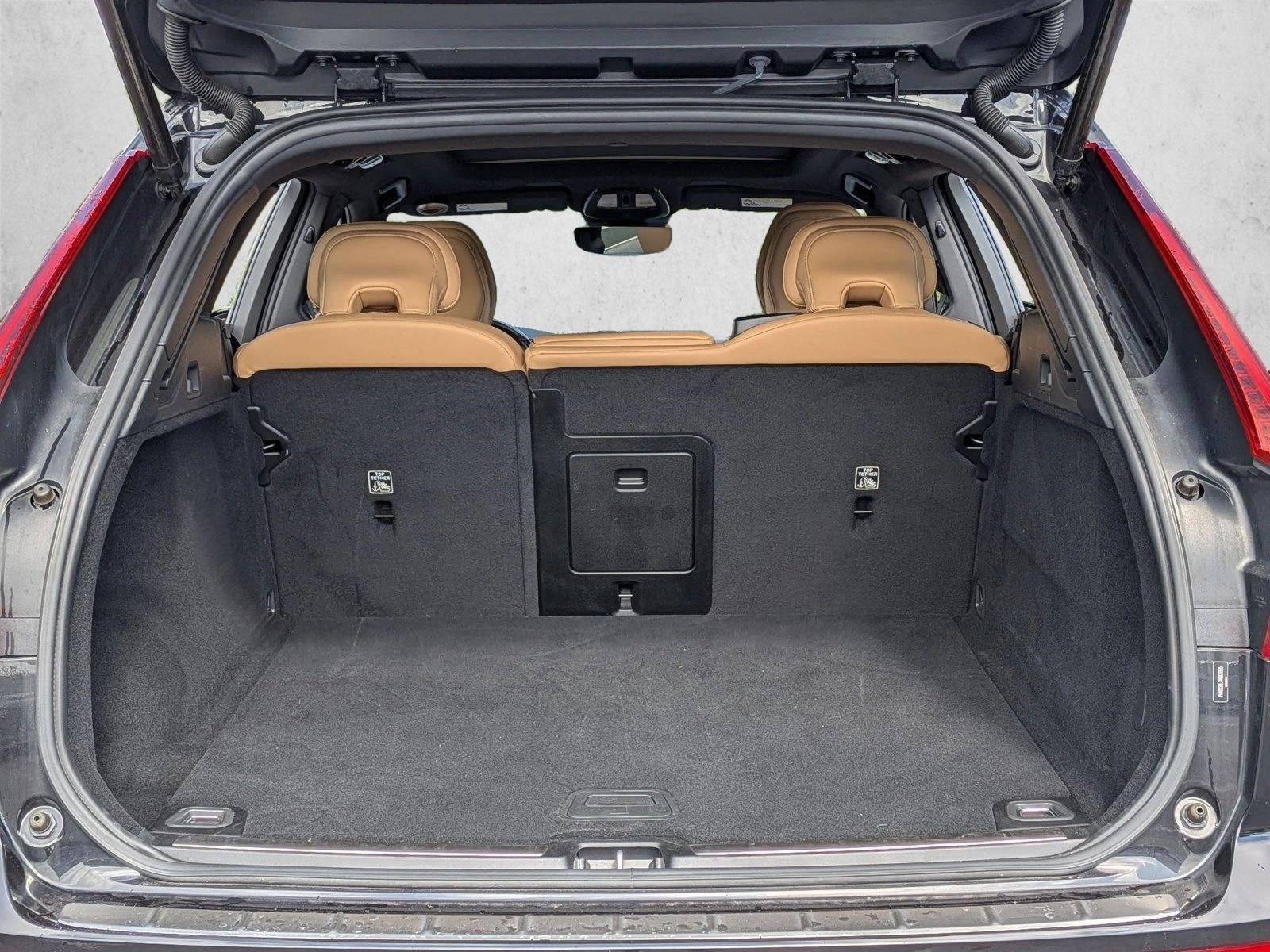 2022 Volvo XC60 B6 AWD Inscription