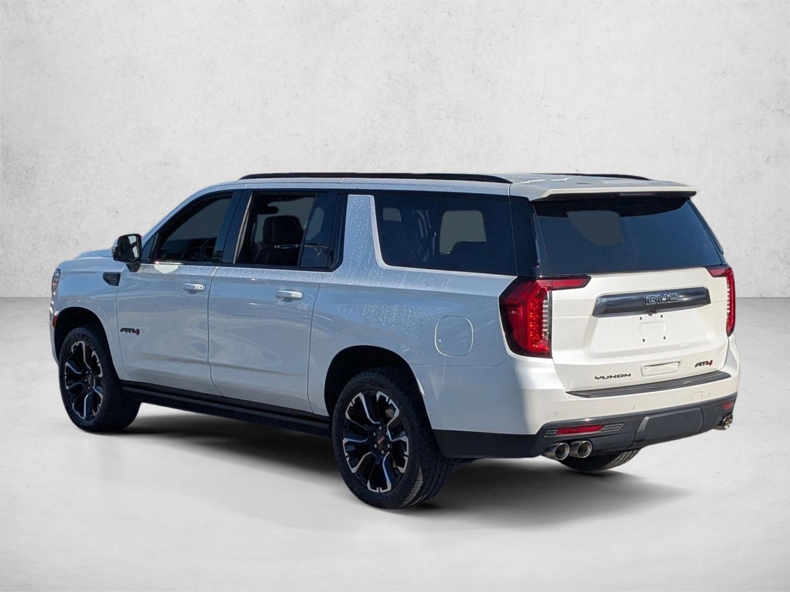 2023 GMC Yukon XL 4WD 4dr AT4