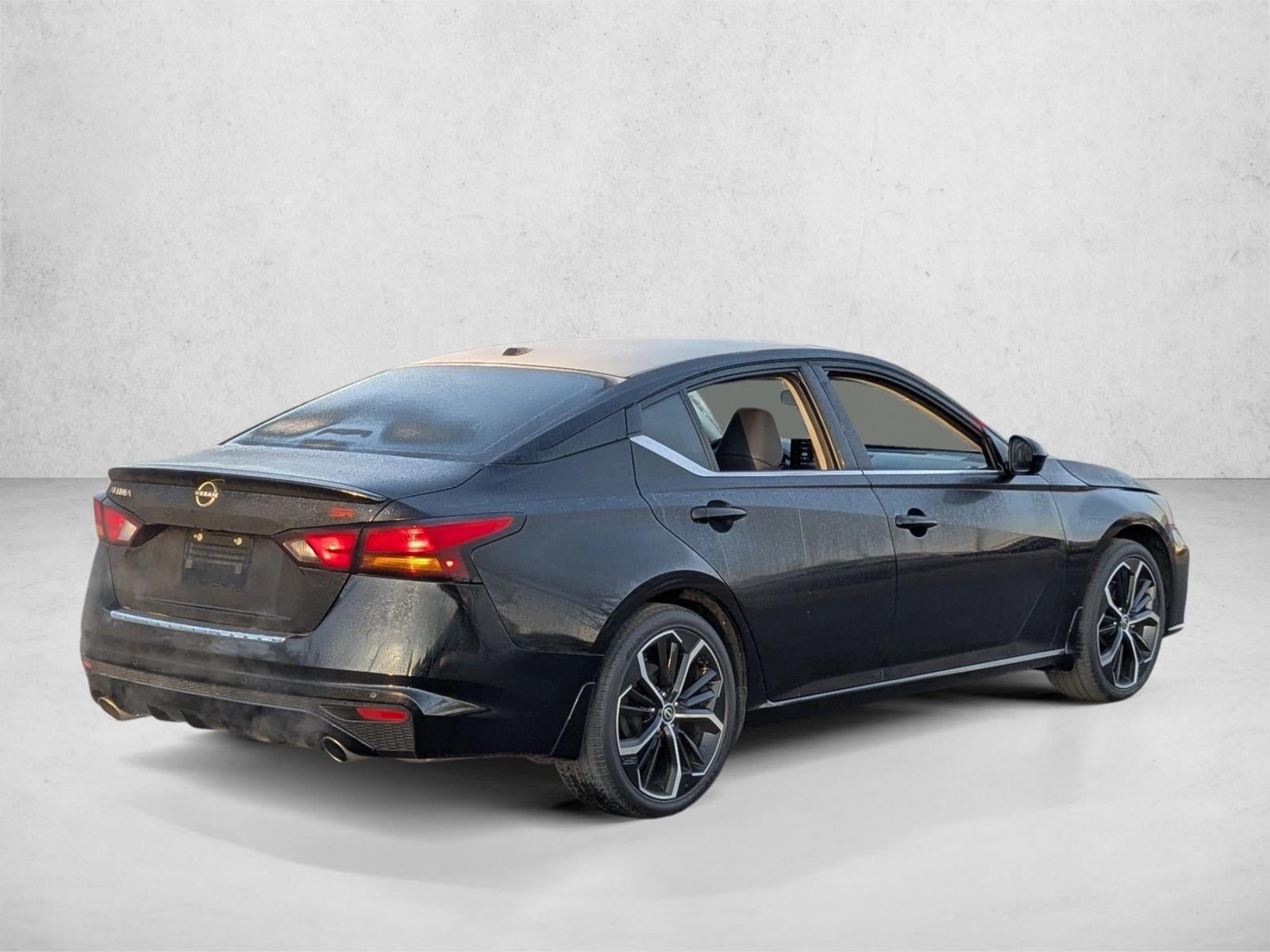 2023 Nissan Altima 2.5 SR Sedan