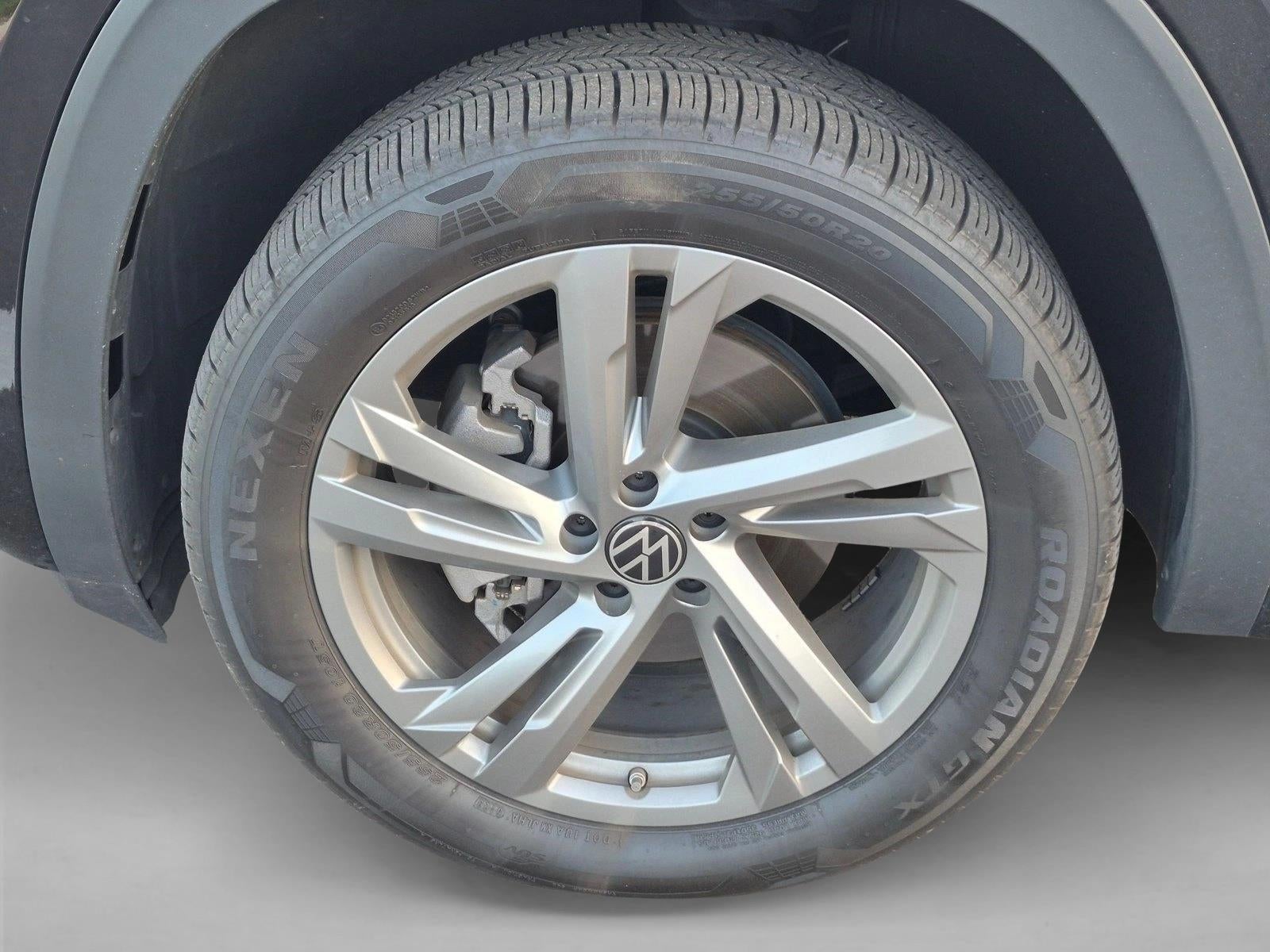 2024 Volkswagen Atlas Cross Sport 2.0T SEL R-Line 4MOTION