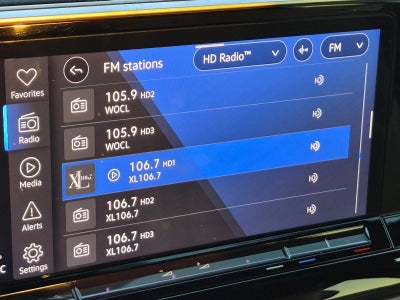 2024 Volkswagen Atlas Cross Sport 2.0T SEL R-Line 4MOTION