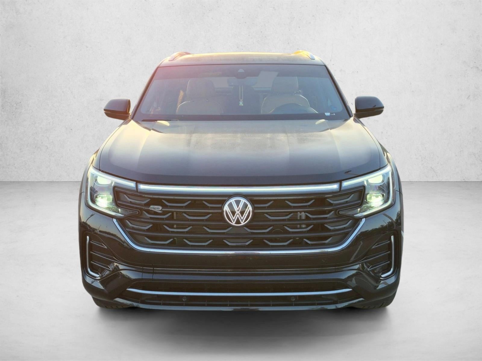2024 Volkswagen Atlas Cross Sport 2.0T SEL R-Line 4MOTION