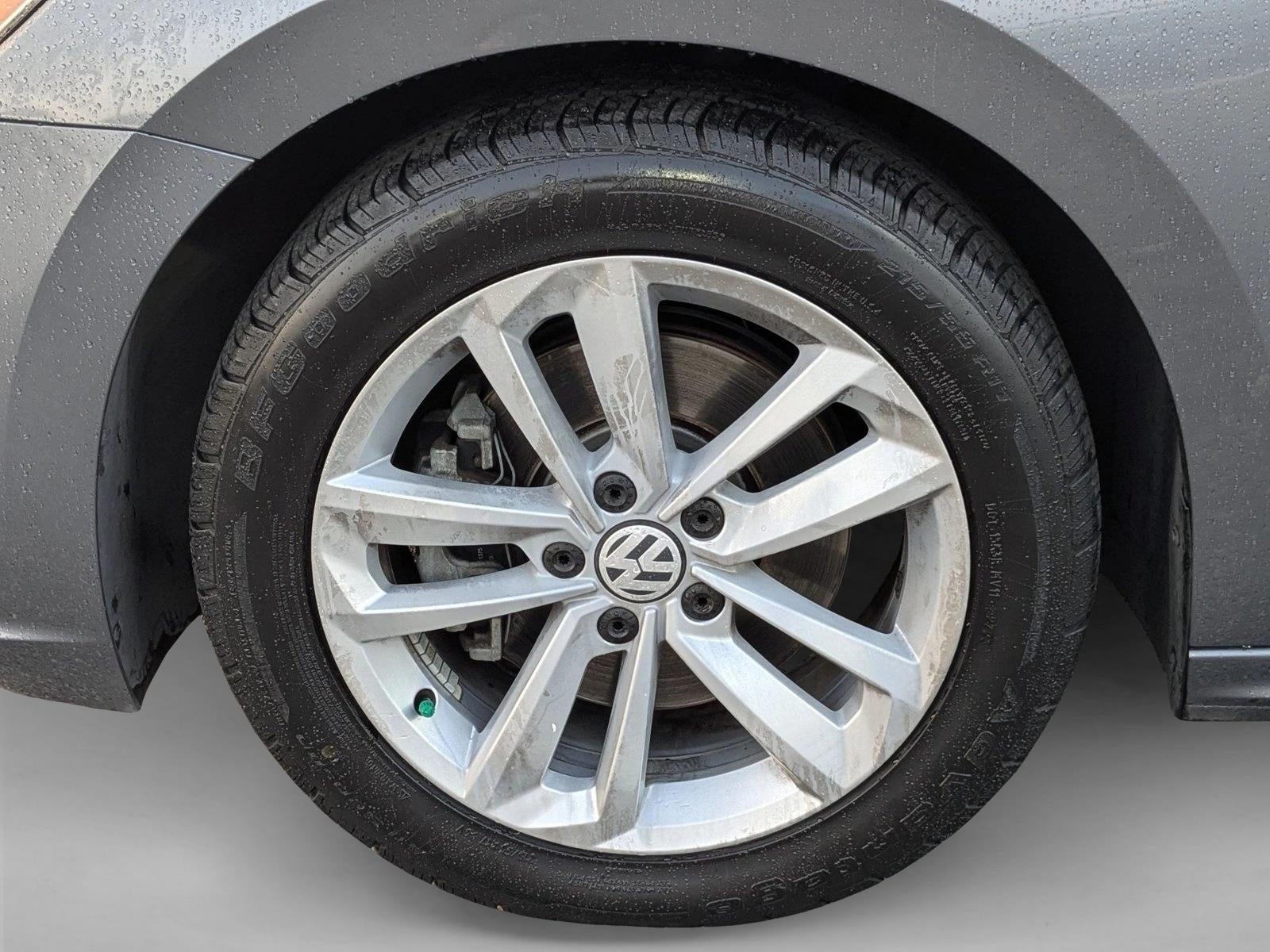 2020 Volkswagen Passat 2.0T SE Auto