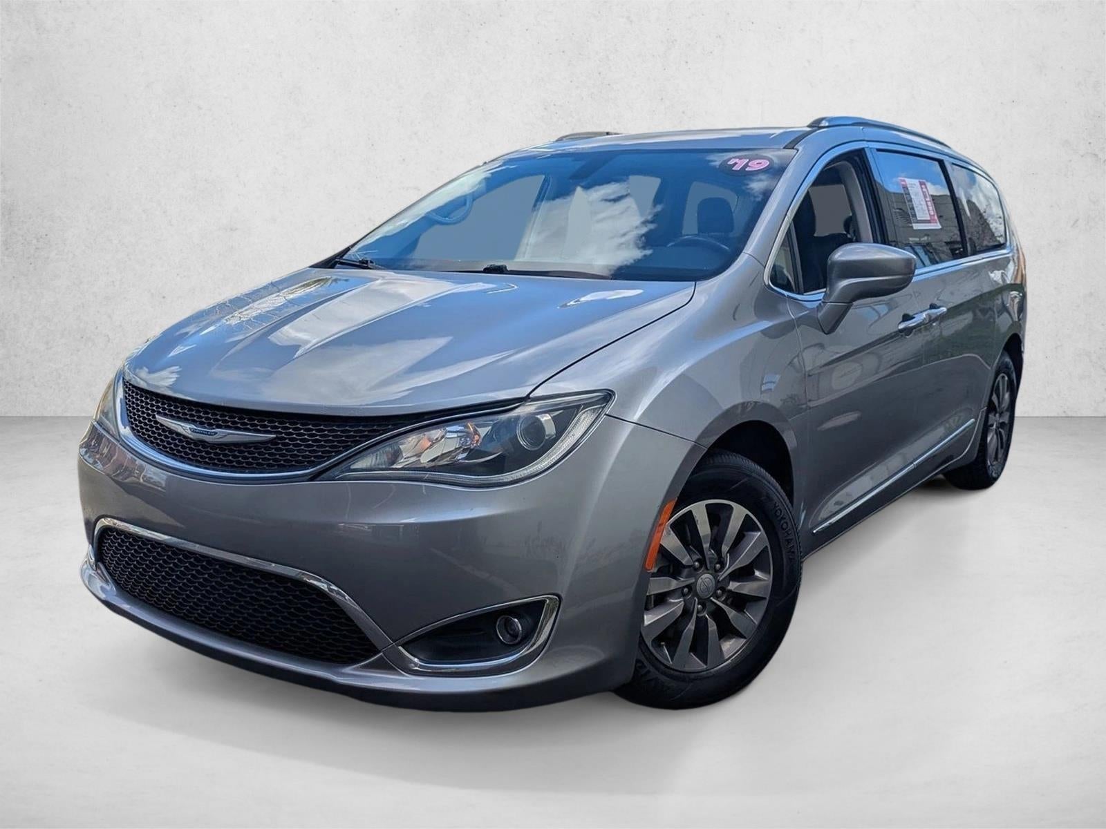 2019 Chrysler Pacifica Touring L Plus FWD