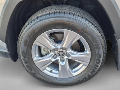 2025 Toyota RAV4 XLE FWD (GS)