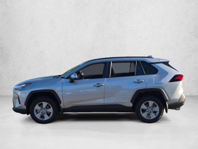 2025 Toyota RAV4 XLE FWD (GS)