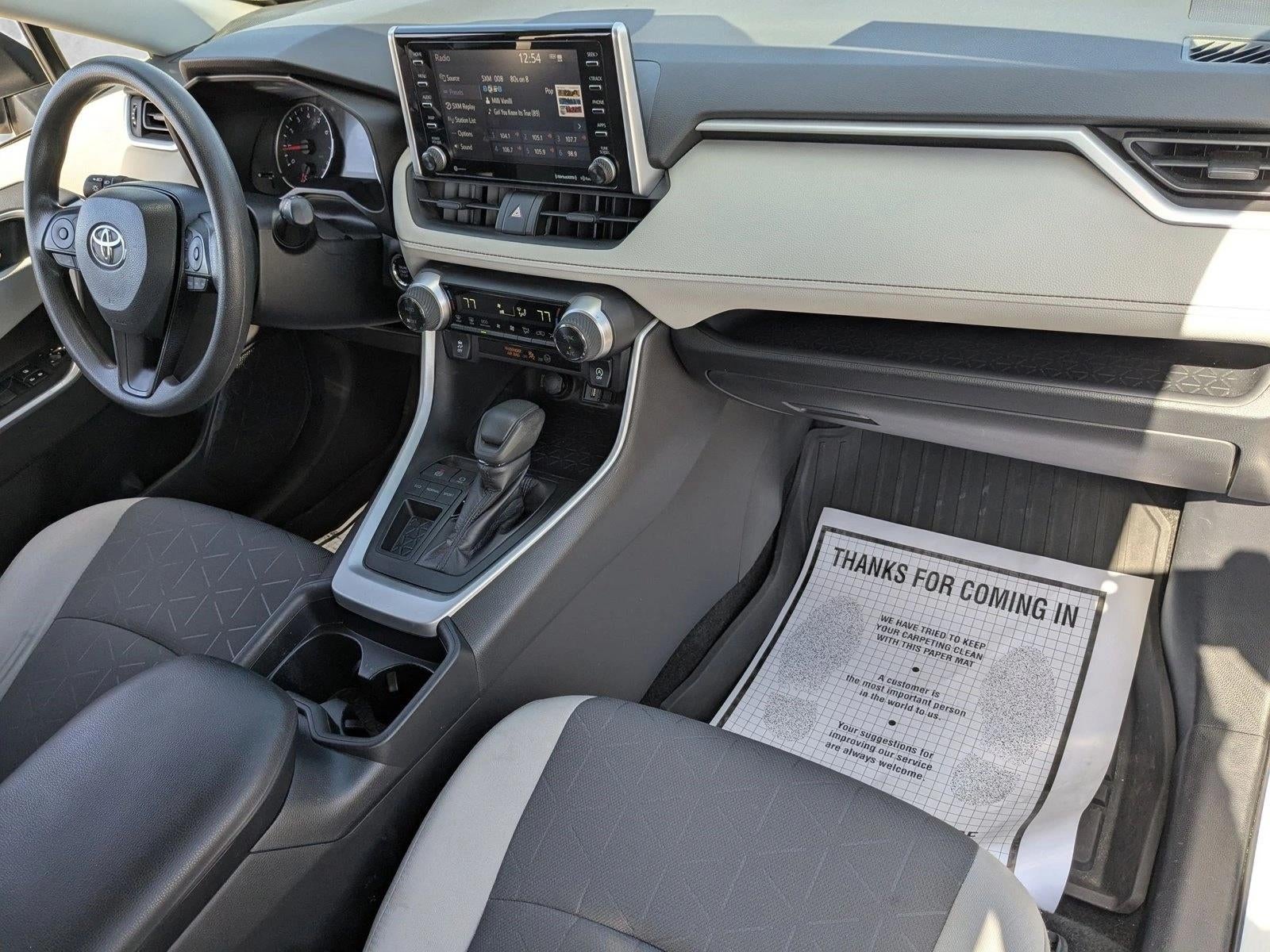 2020 Toyota RAV4 XLE FWD (GS)