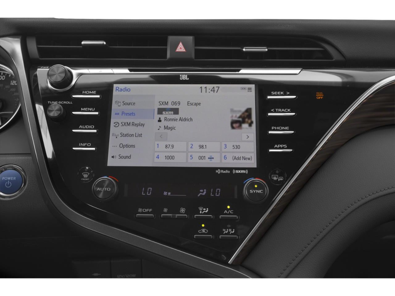 2018 Toyota Camry Hybrid SE CVT (Natl)