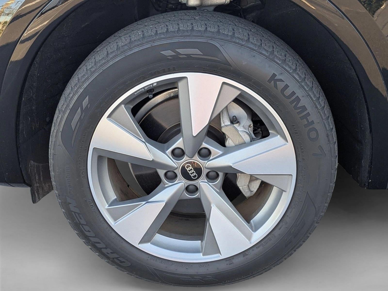 2023 Audi Q5 Premium 40 TFSI quattro