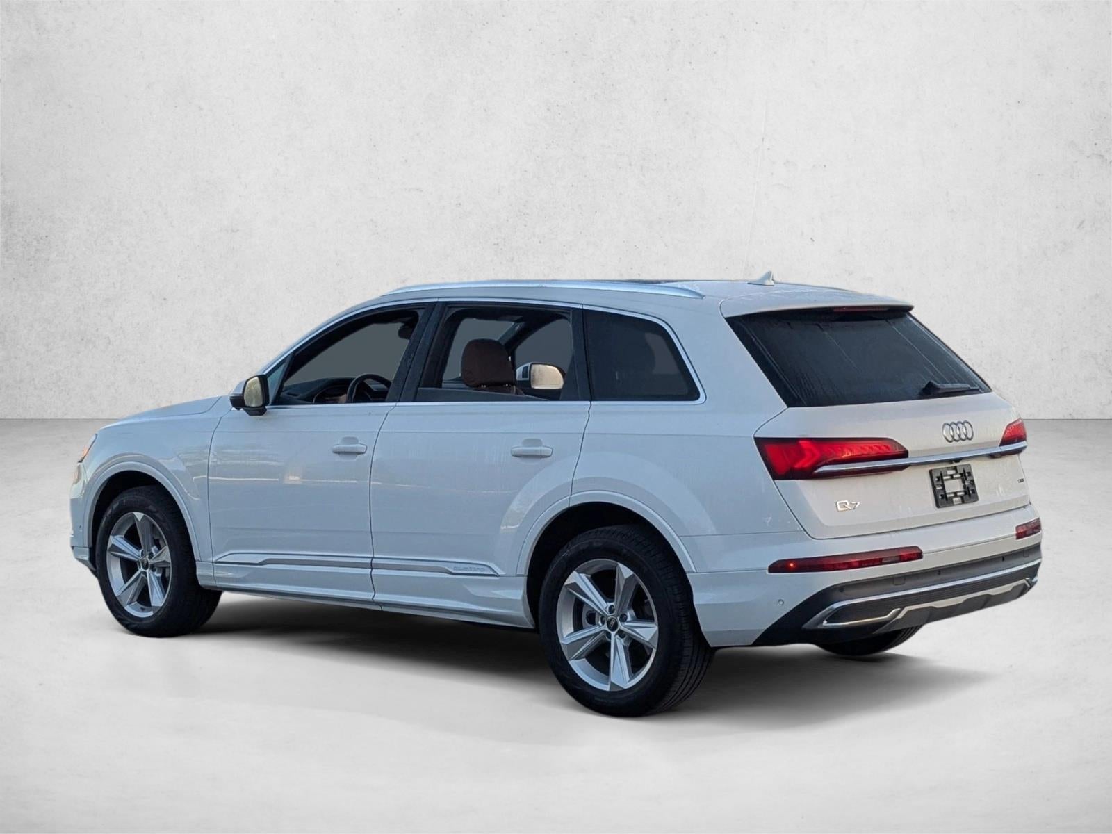 2023 Audi Q7 Premium 45 TFSI quattro