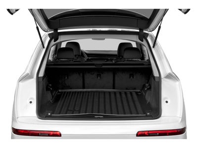 2023 Audi Q7 Premium 55 TFSI quattro