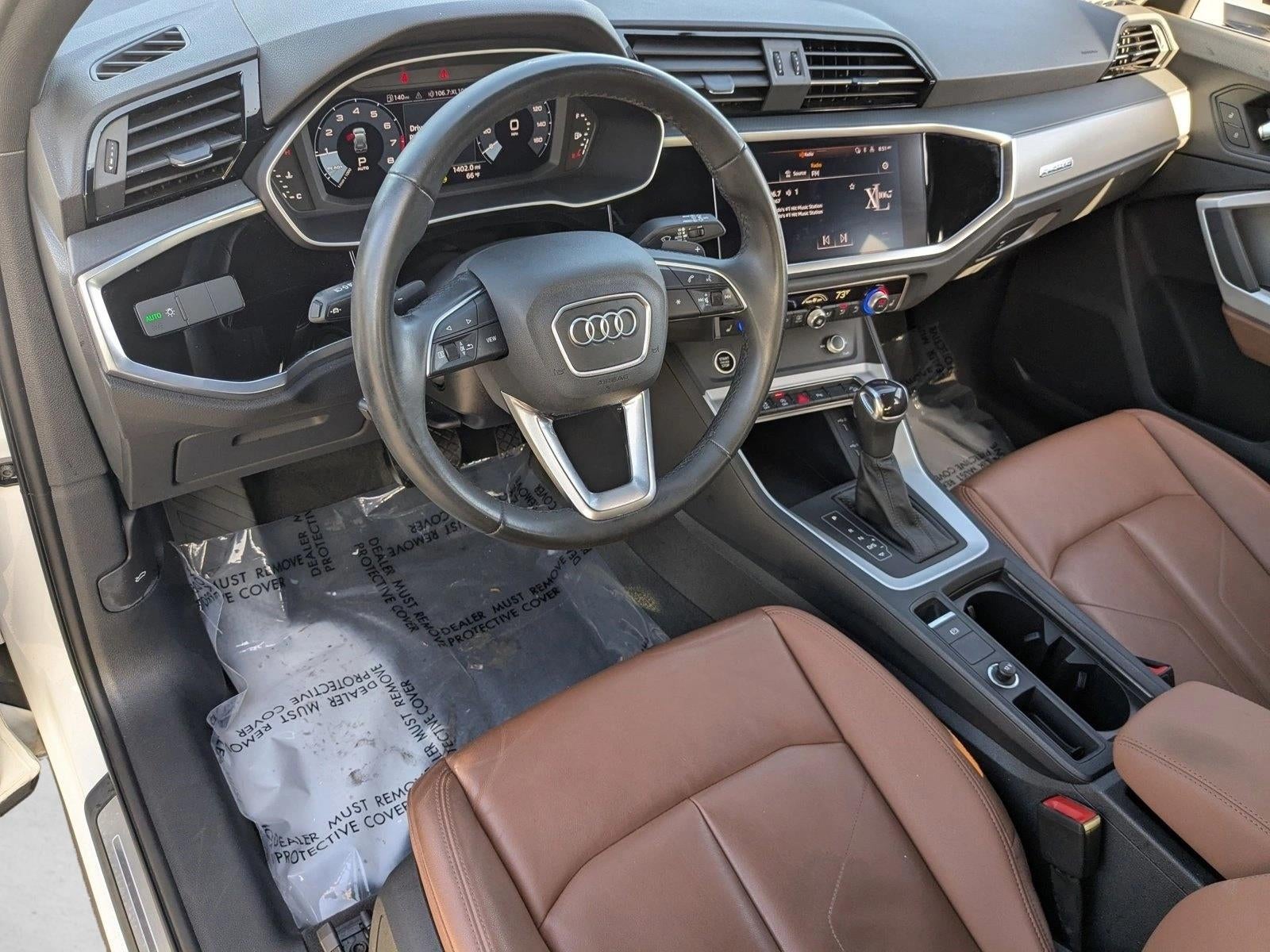 2022 Audi Q3 S line Premium 45 TFSI quattro