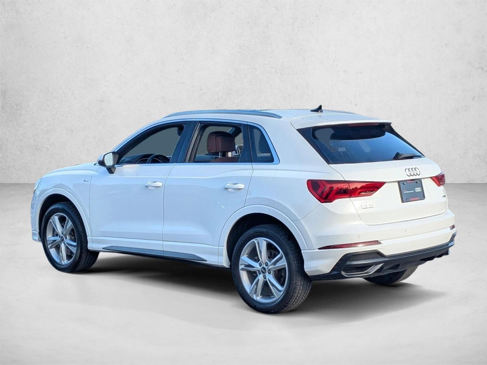 2022 Audi Q3 S line Premium 45 TFSI quattro
