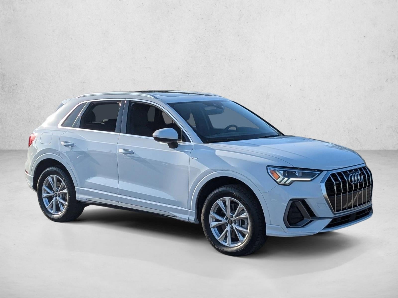 2024 Audi Q3 S line Premium Plus 45 TFSI quattro