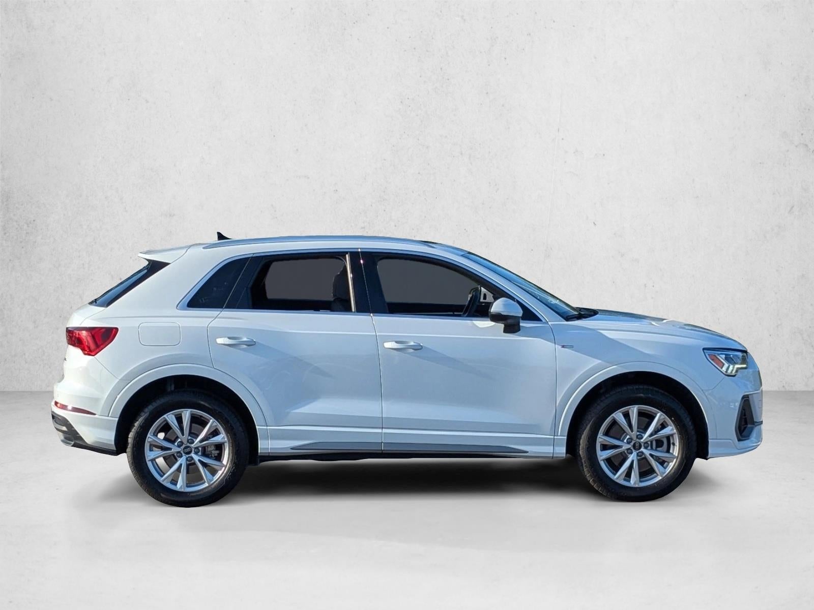 2024 Audi Q3 S line Premium Plus 45 TFSI quattro