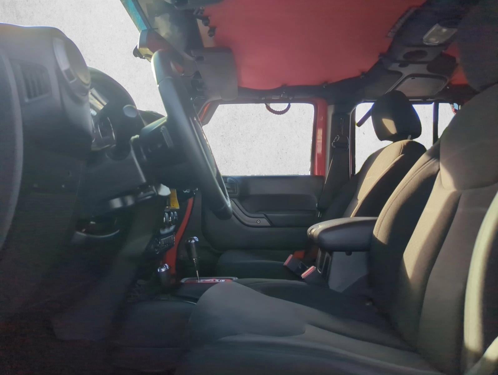 2016 Jeep Wrangler Unlimited 4WD 4dr Sport