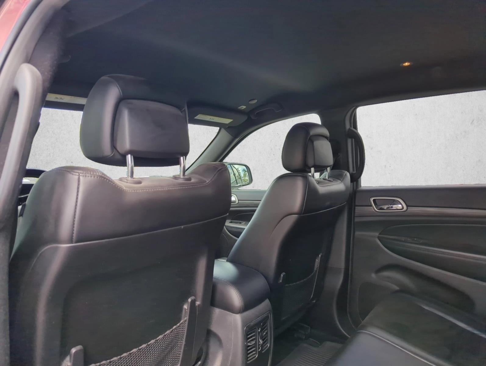 2019 Jeep Grand Cherokee Laredo E 4x2