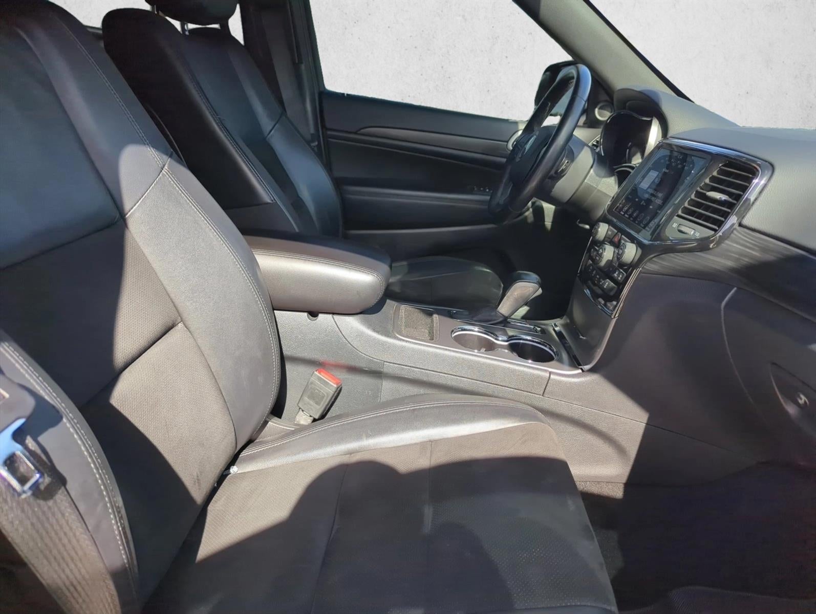 2022 Jeep Grand Cherokee WK Laredo X 4x2