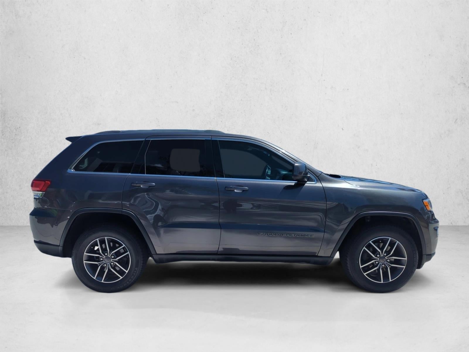 2020 Jeep Grand Cherokee Laredo E 4x2