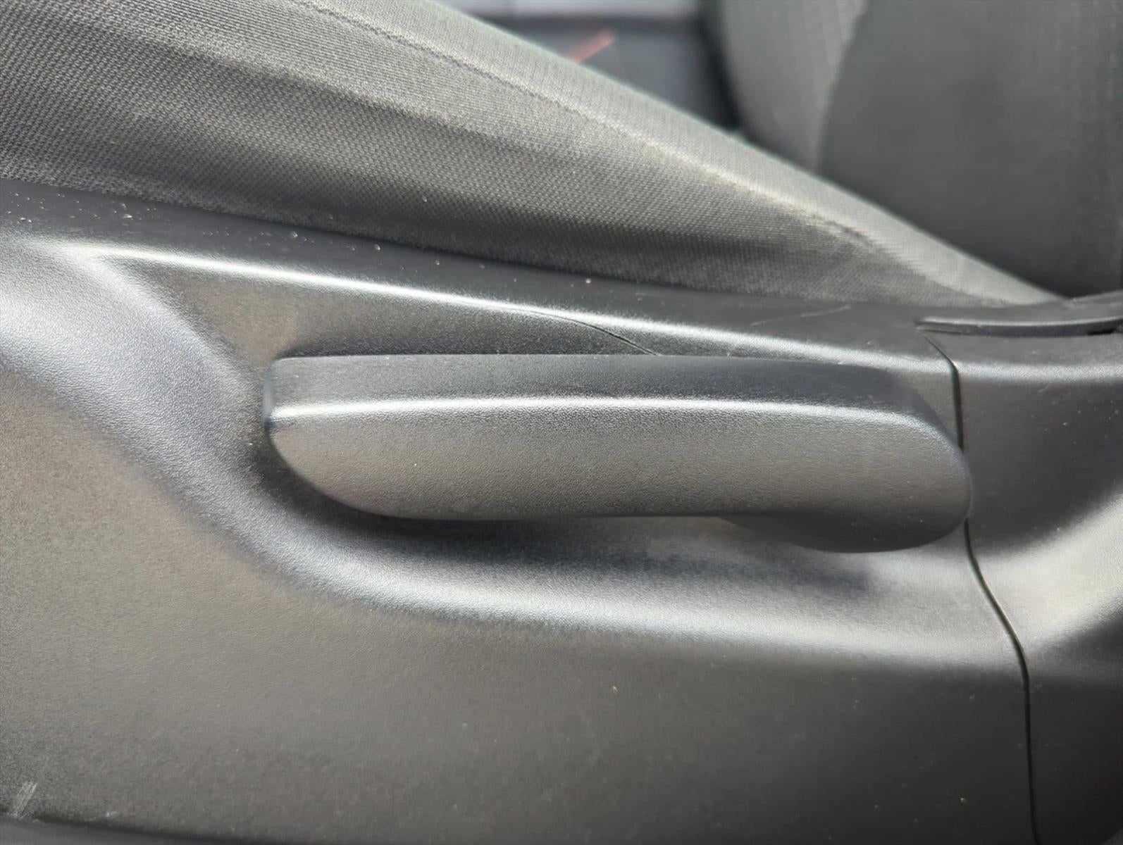 2019 Jeep Grand Cherokee Laredo 4x2