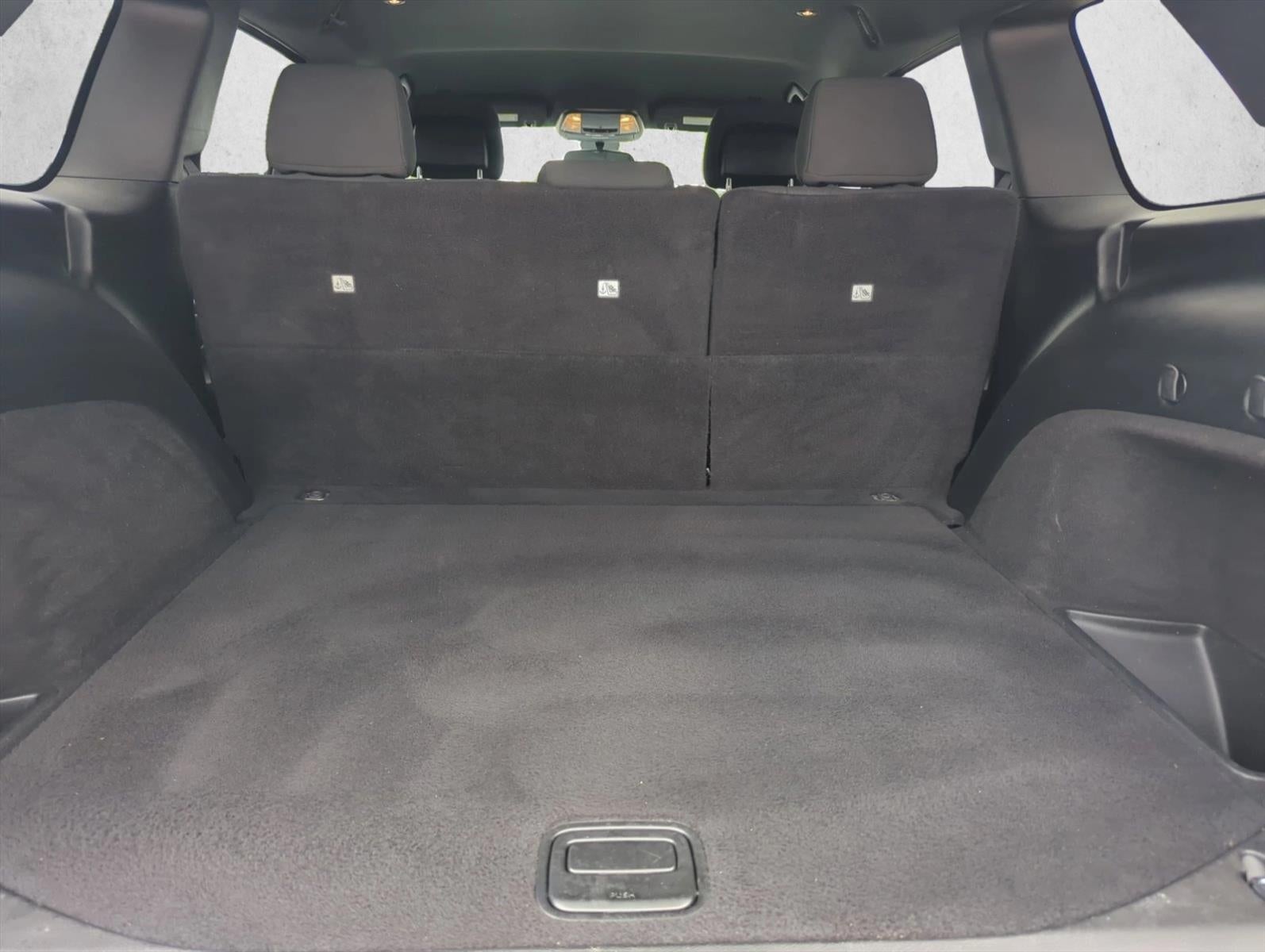 2019 Jeep Grand Cherokee Laredo 4x2