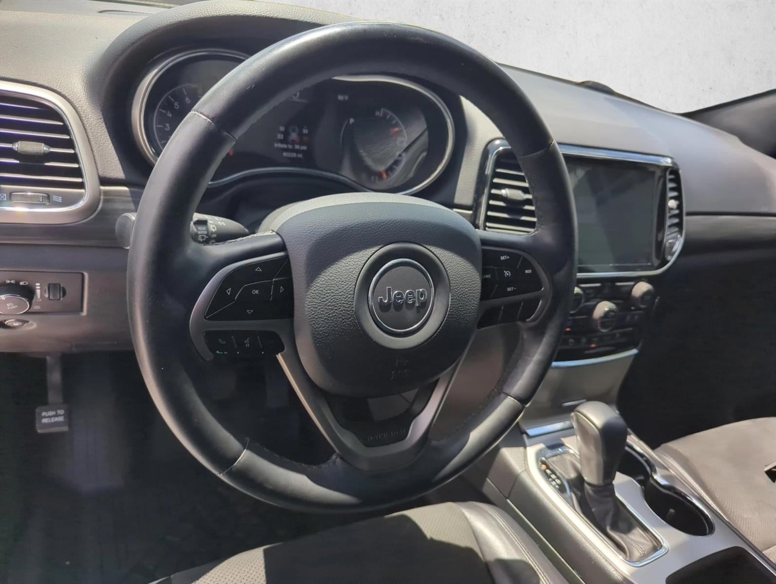 2019 Jeep Grand Cherokee Altitude 4x2