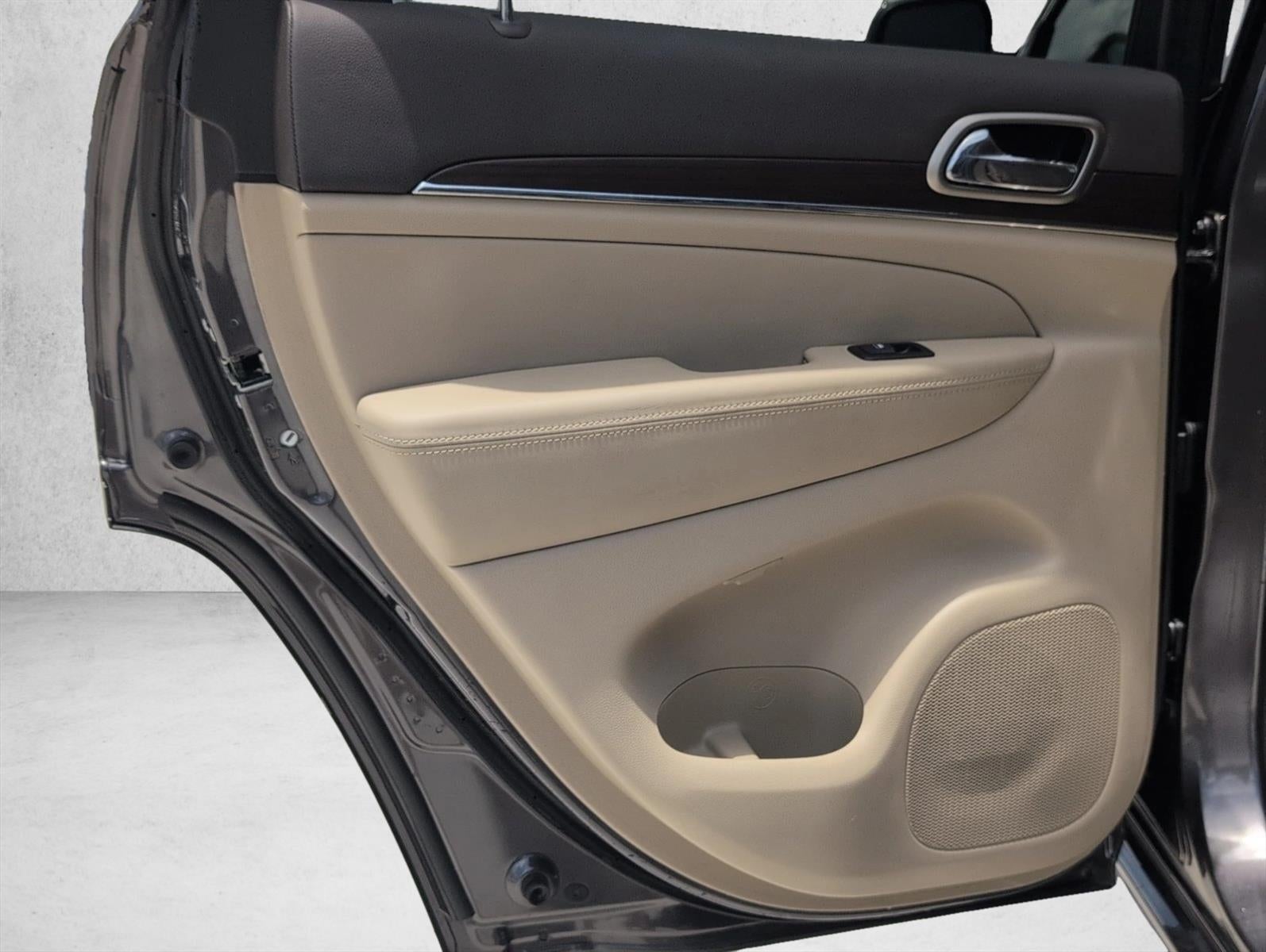 2015 Jeep Grand Cherokee 4WD 4dr Overland